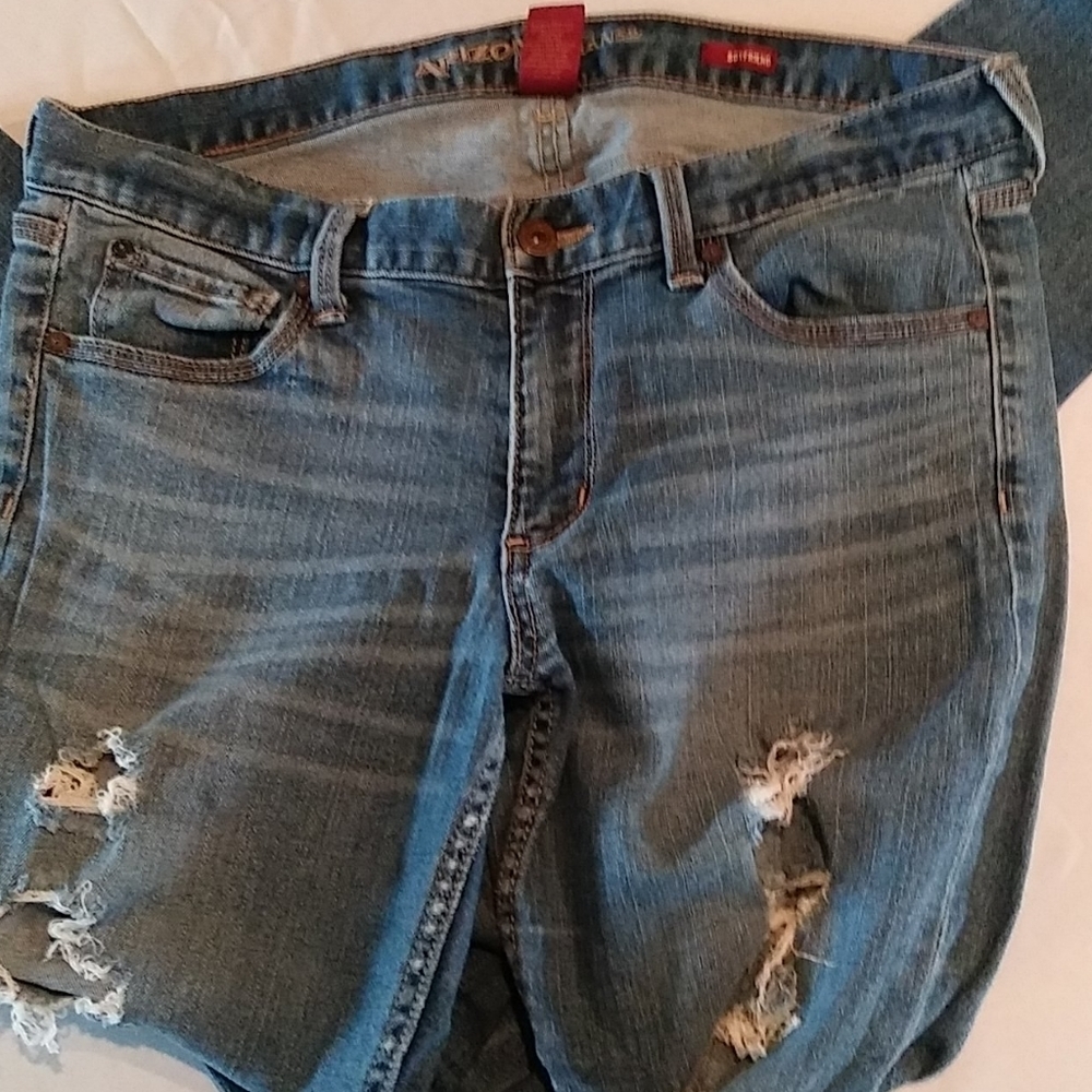 Arizona JEANS CO.
